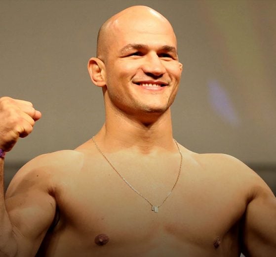 MMA UFC Luta Campeao Junior dos Santos Cigano