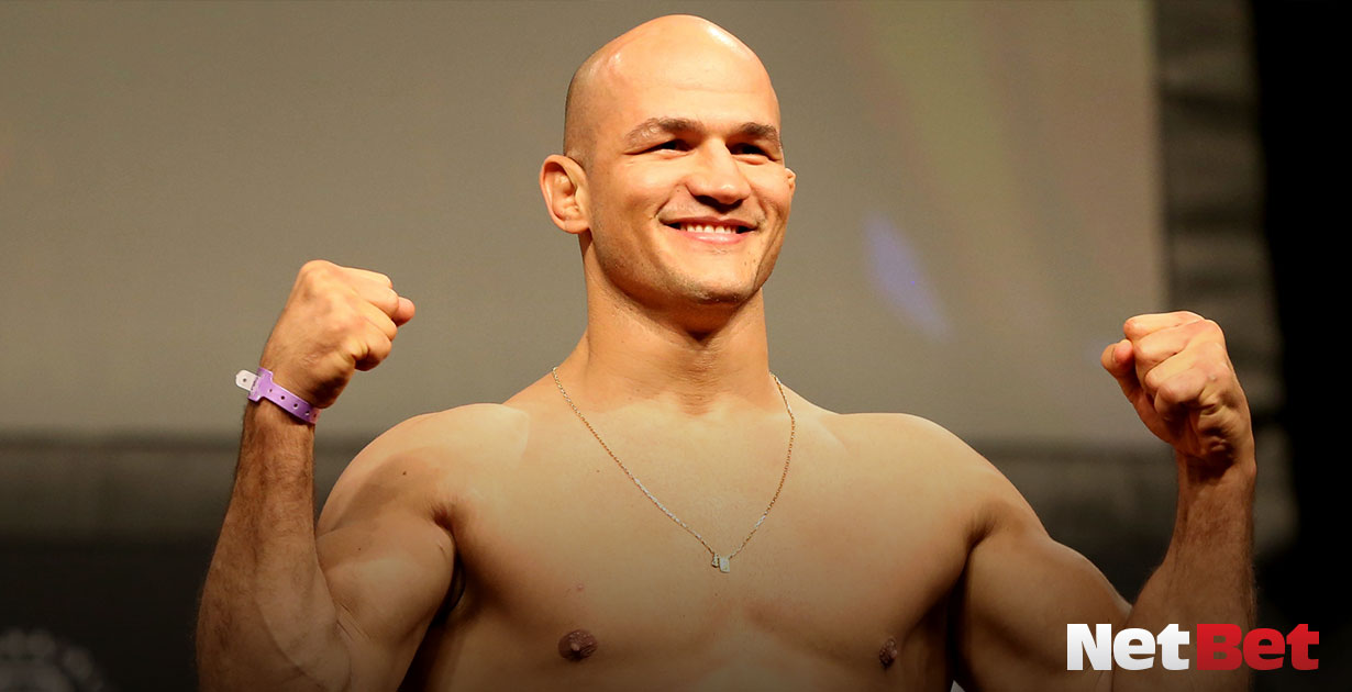 MMA UFC Luta Campeao Junior dos Santos Cigano