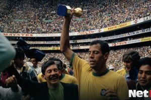 Carlos Alberto Torres capitao do tri melhores laterais da historia da selecao brasileira